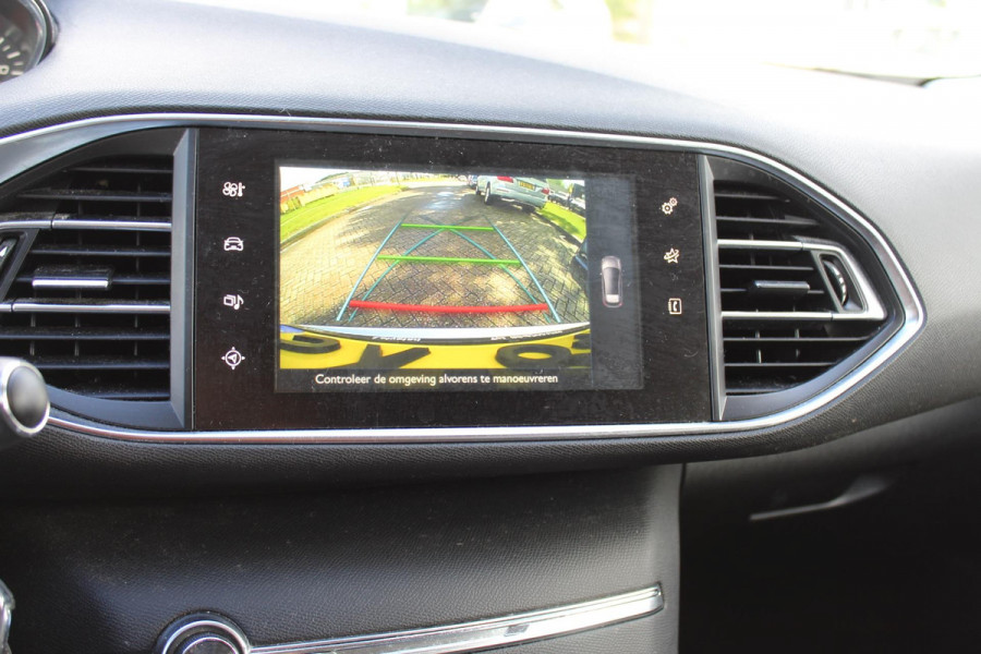 Peugeot 308 1.2 PureTech Blue Lease GT-line camera multimedia vol opties dealer onderhouden