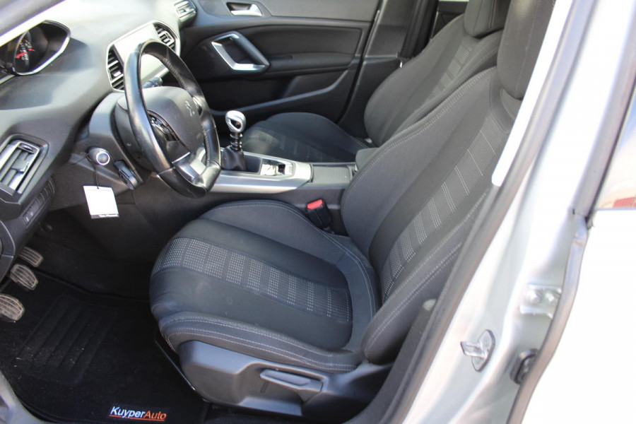 Peugeot 308 1.2 PureTech Blue Lease GT-line camera multimedia vol opties dealer onderhouden