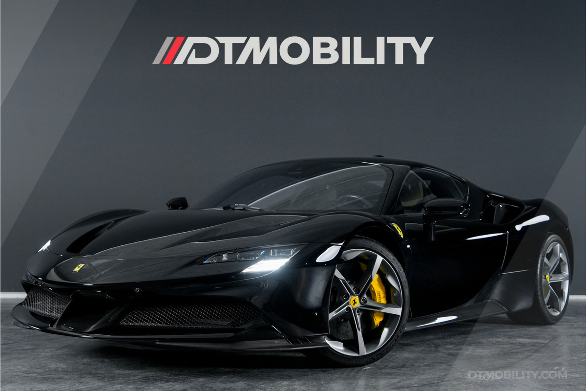 Ferrari SF90 Stradale 4.0 V8 | Assetto Fiorano | Daytona Racing seats |
