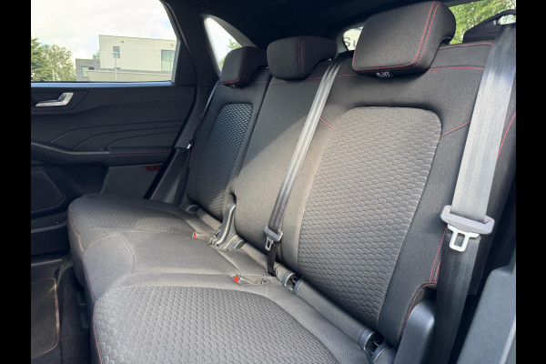 Ford Kuga 2.5 PHEV ST-Line 242pk | Wegklapbare Trekhaak | Winterpack | Bursting Green | 19 inch Velgen | 2.100kg Trekgewicht | 1e Eigenaar