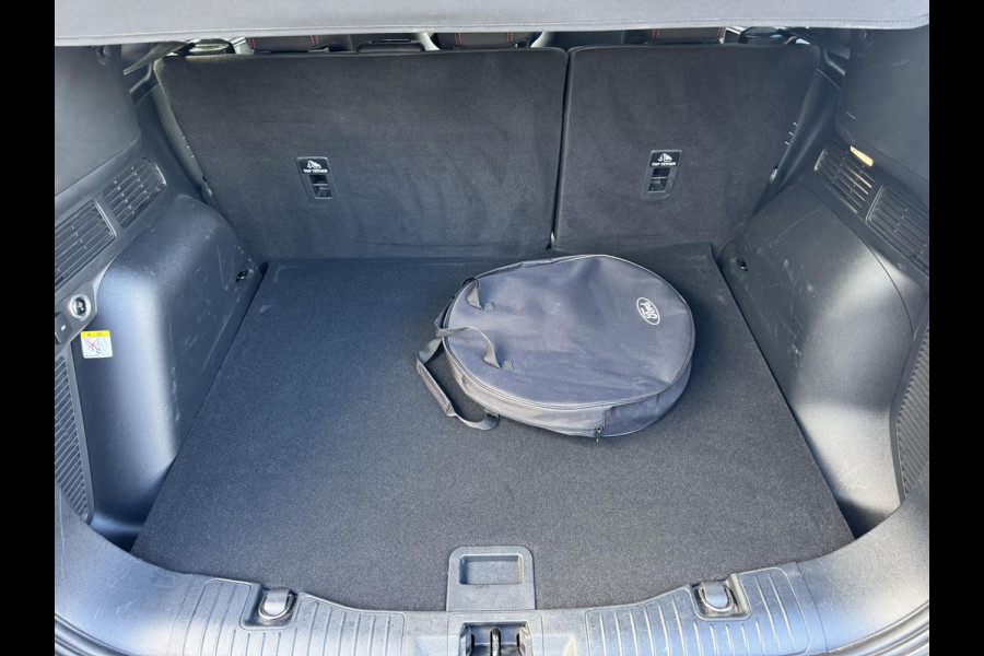 Ford Kuga 2.5 PHEV ST-Line 242pk | Wegklapbare Trekhaak | Winterpack | Bursting Green | 19 inch Velgen | 2.100kg Trekgewicht | 1e Eigenaar