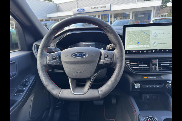 Ford Kuga 2.5 PHEV ST-Line 242pk | Wegklapbare Trekhaak | Winterpack | Bursting Green | 19 inch Velgen | 2.100kg Trekgewicht | 1e Eigenaar