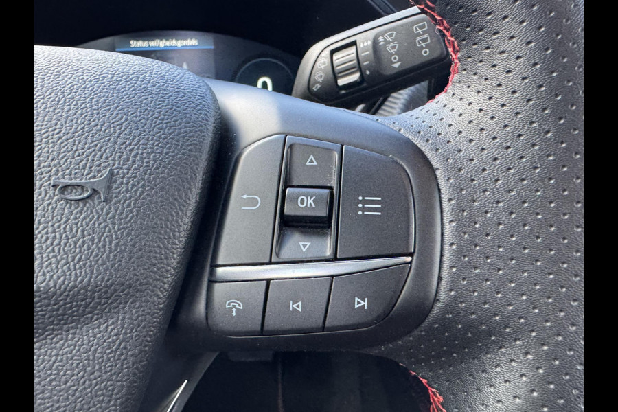 Ford Kuga 2.5 PHEV ST-Line 242pk | Wegklapbare Trekhaak | Winterpack | Bursting Green | 19 inch Velgen | 2.100kg Trekgewicht | 1e Eigenaar