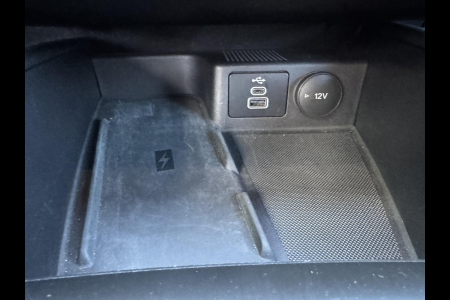 Ford Kuga 2.5 PHEV ST-Line 242pk | Wegklapbare Trekhaak | Winterpack | Bursting Green | 19 inch Velgen | 2.100kg Trekgewicht | 1e Eigenaar