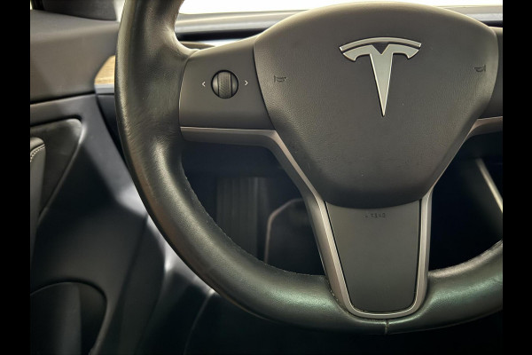 Tesla Model 3 Long Range AWD 75 kWh Autopilot Pano NAP