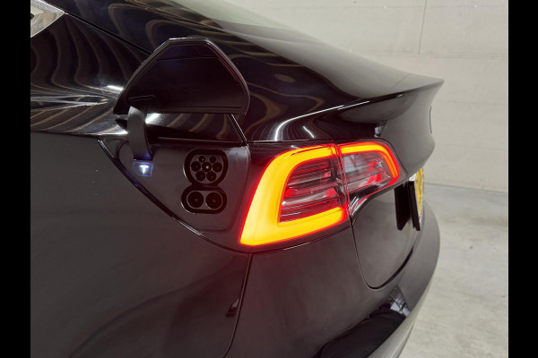 Tesla Model 3 Long Range AWD 75 kWh Autopilot Pano NAP