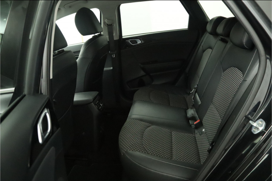 Kia Ceed Sportswagon 1.0 T-GDi DynamicPlusLine - LED - Navigatie - Lichtmetalen Velgen - Cruise Control - Climate Control - Fabrieksgarantie Tot 2028