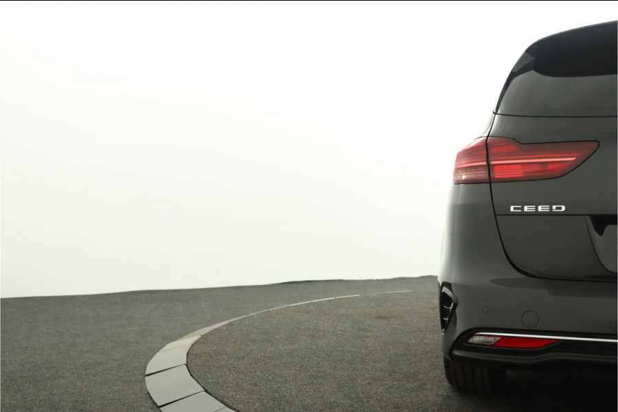 Kia Ceed Sportswagon 1.0 T-GDi DynamicPlusLine - LED - Navigatie - Lichtmetalen Velgen - Cruise Control - Climate Control - Fabrieksgarantie Tot 2028