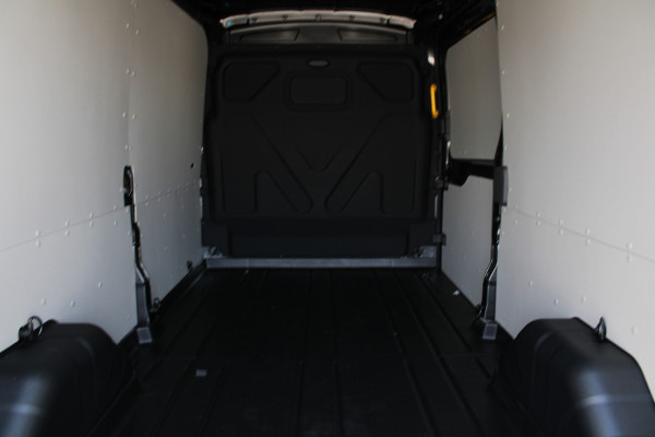 Ford Transit 350 2.0 TDCI L3H2 Trend 130pk Trend - Carplay - Android - 360 Camera - Climate - Cruise - Parkeersensoren - Rijklaar