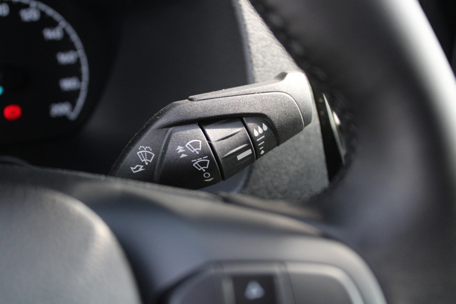 Ford Transit 350 2.0 TDCI L3H2 Trend 130pk Trend - Carplay - Android - 360 Camera - Climate - Cruise - Parkeersensoren - Rijklaar