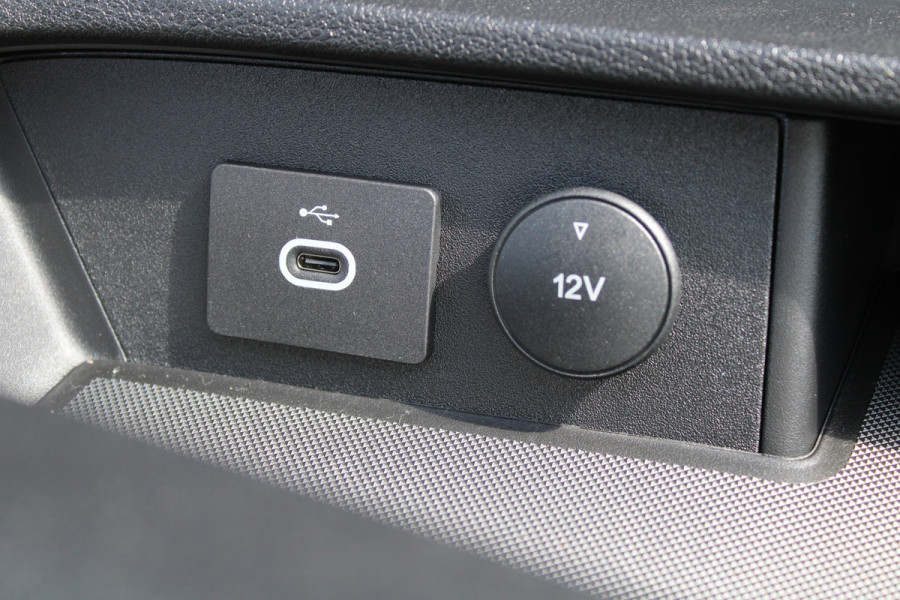 Ford Transit 350 2.0 TDCI L3H2 Trend 130pk Trend - Carplay - Android - 360 Camera - Climate - Cruise - Parkeersensoren - Rijklaar