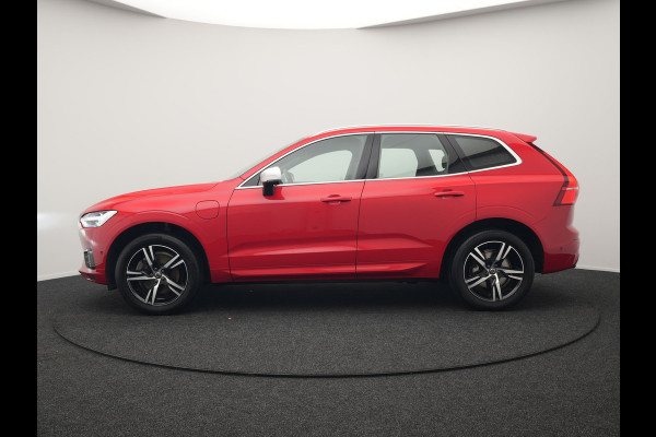 Volvo XC60 T8 Twin Engine AWD R-Design Plug in Hybrid 391pk PHEV | Trekhaak af Fabriek | Panodak | Pilot Assist | Adaptive Cruise | 360 Camera | Carplay | Keyless |