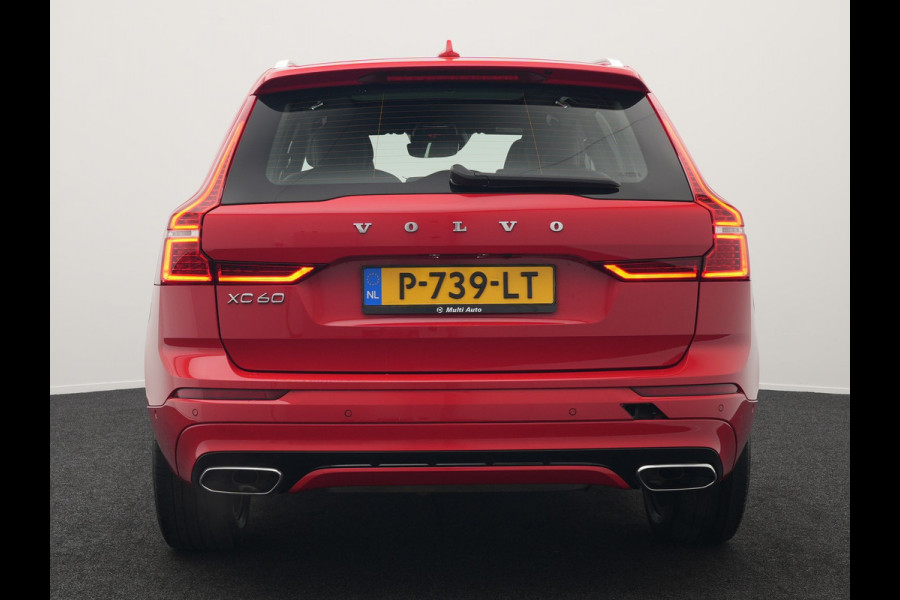 Volvo XC60 T8 Twin Engine AWD R-Design Plug in Hybrid 391pk PHEV | Trekhaak af Fabriek | Panodak | Pilot Assist | Adaptive Cruise | 360 Camera | Carplay | Keyless |