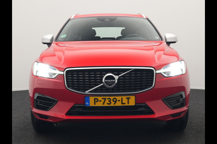 Volvo XC60 T8 Twin Engine AWD R-Design Plug in Hybrid 391pk PHEV | Trekhaak af Fabriek | Panodak | Pilot Assist | Adaptive Cruise | 360 Camera | Carplay | Keyless |