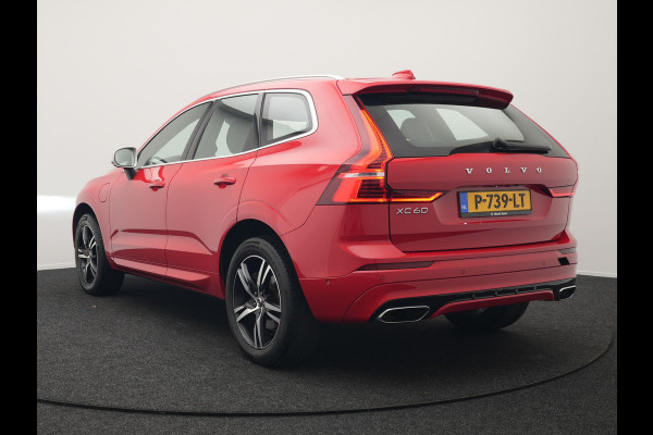 Volvo XC60 T8 Twin Engine AWD R-Design Plug in Hybrid 391pk PHEV | Trekhaak af Fabriek | Panodak | Pilot Assist | Adaptive Cruise | 360 Camera | Carplay | Keyless |