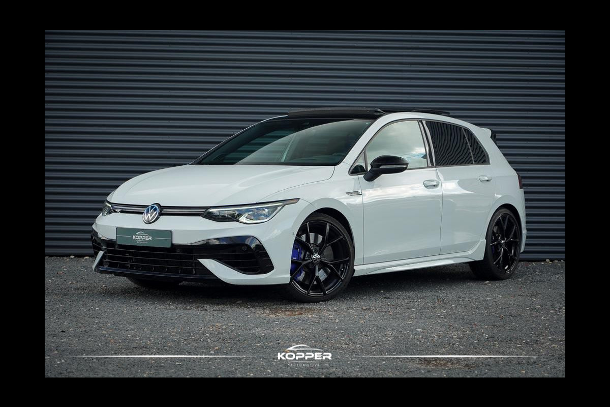 Volkswagen Golf 2.0 TSI R 4Motion / Pano / Akrapovic / DCC / Stoelklima Volkswagen Golf 2.0 TSI R 4Motion / Pano / Akrapovic / DCC / Stoelklima