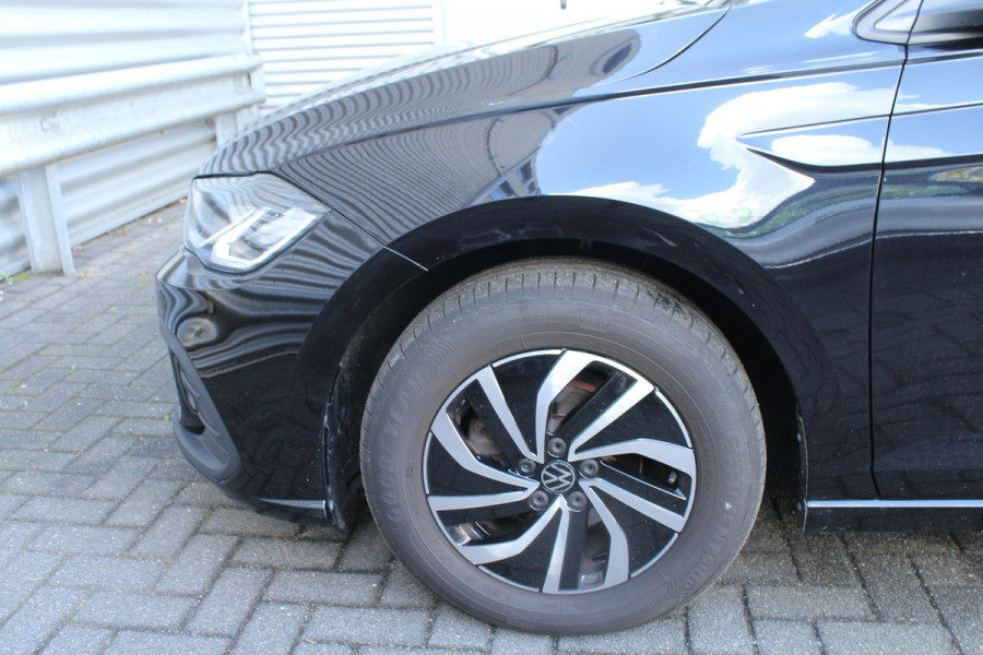 Volkswagen Polo 1.0 TSI 96pk Life Edition NL-Auto NAP BTW Airco Cruise Carplay Camera Dig. Cockpit 15"LMV