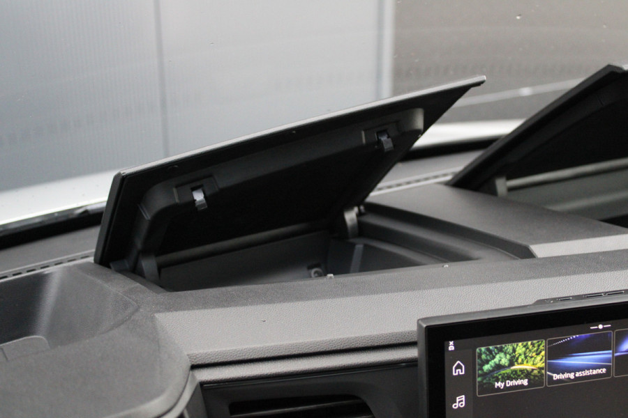 Renault Master T35 2.0 dCi 170pk L2H2 Extra - Navigatie - Camera - 270 gr deuren - Parkeersensoren - Draadloos laden - Rijklaar