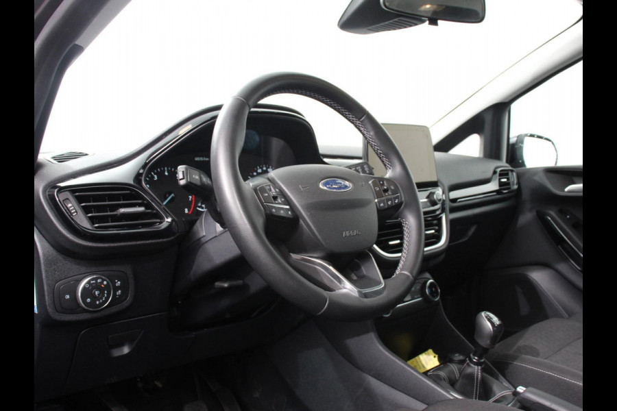 Ford Fiesta 1.0 EcoBoost Hybrid Titanium Climate control Navigatie Cruise control LED Apple Carplay/ Android Auto  Parkeersensor voor