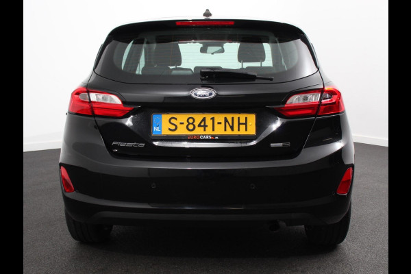 Ford Fiesta 1.0 EcoBoost Hybrid Titanium Climate control Navigatie Cruise control LED Apple Carplay/ Android Auto  Parkeersensor voor