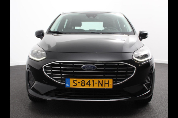 Ford Fiesta 1.0 EcoBoost Hybrid Titanium Climate control Navigatie Cruise control LED Apple Carplay/ Android Auto  Parkeersensor voor