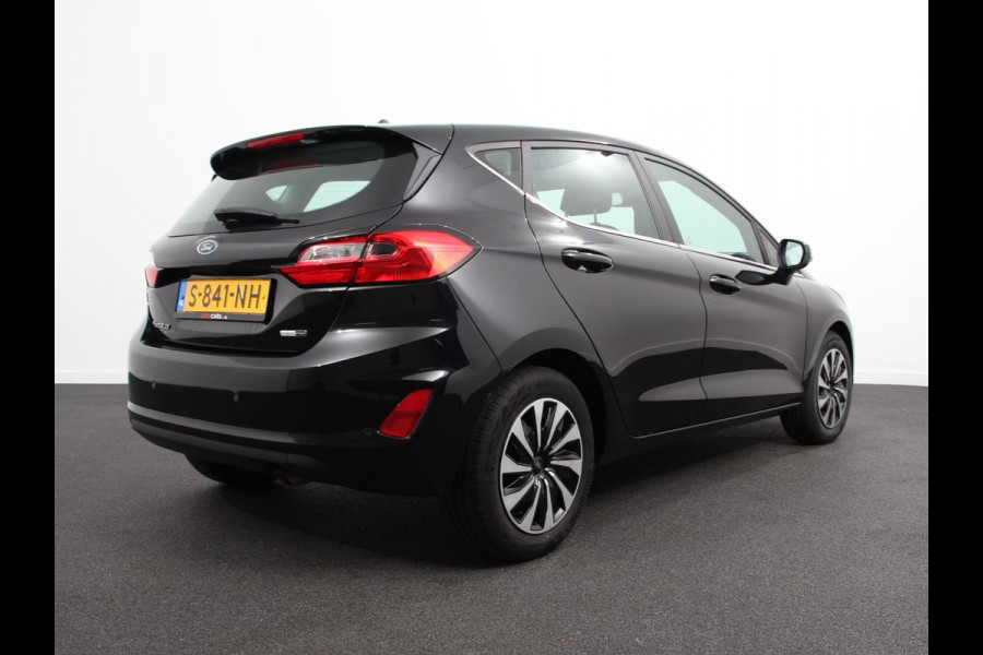 Ford Fiesta 1.0 EcoBoost Hybrid Titanium Climate control Navigatie Cruise control LED Apple Carplay/ Android Auto  Parkeersensor voor