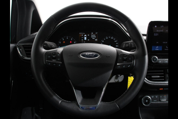 Ford Fiesta 1.0 EcoBoost Hybrid Titanium Climate control Navigatie Cruise control LED Apple Carplay/ Android Auto  Parkeersensor voor
