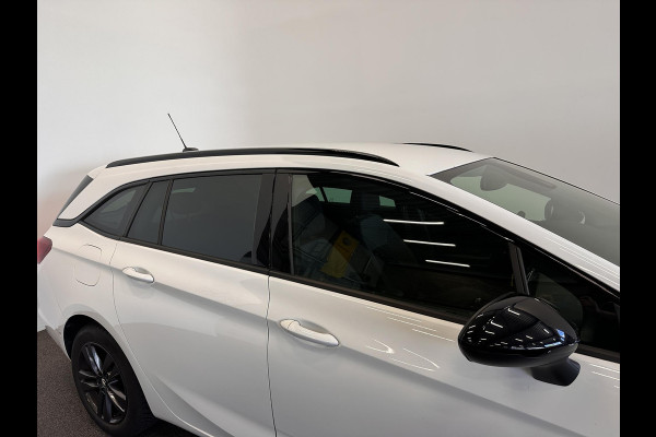 Opel Astra Sports Tourer 1.2 Design & Tech Full LED Airco|ECC Navi Carplay PDC VA + Camera Cruise Control AGR Comfortstoel Lane Assist Privacy Glass Gloss Black Pack