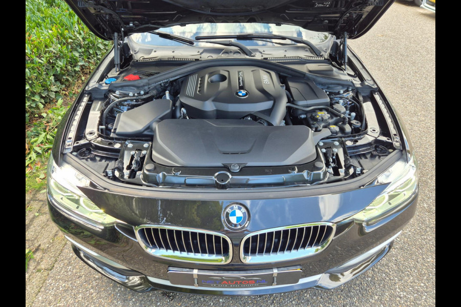 BMW 3 Serie Touring 320i Edition Luxury Line Purity Executive Pano Trekhaak HUD CarPlay NAP Navi Camera GARANTIE inbeg F31 LCI