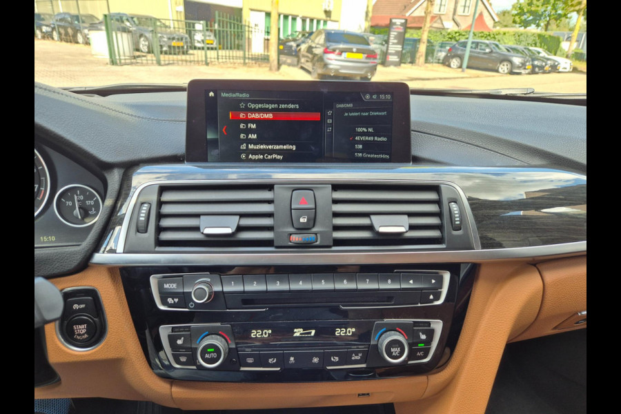 BMW 3 Serie Touring 320i Edition Luxury Line Purity Executive Pano Trekhaak HUD CarPlay NAP Navi Camera GARANTIE inbeg F31 LCI