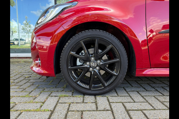 Toyota Yaris 1.5 Hybrid Executive - Automaat - JBL - Climate - Navi - Winterpakket Toyota Yaris 1.5 Hybrid Executive - Automaat - JBL - Climate - Navi - Winterpakket
