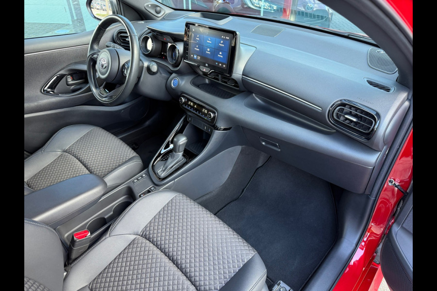 Toyota Yaris 1.5 Hybrid Executive - Automaat - JBL - Climate - Navi - Winterpakket Toyota Yaris 1.5 Hybrid Executive - Automaat - JBL - Climate - Navi - Winterpakket