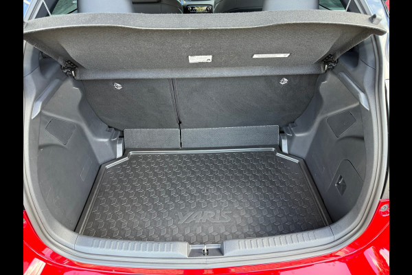 Toyota Yaris 1.5 Hybrid Executive - Automaat - JBL - Climate - Navi - Winterpakket Toyota Yaris 1.5 Hybrid Executive - Automaat - JBL - Climate - Navi - Winterpakket