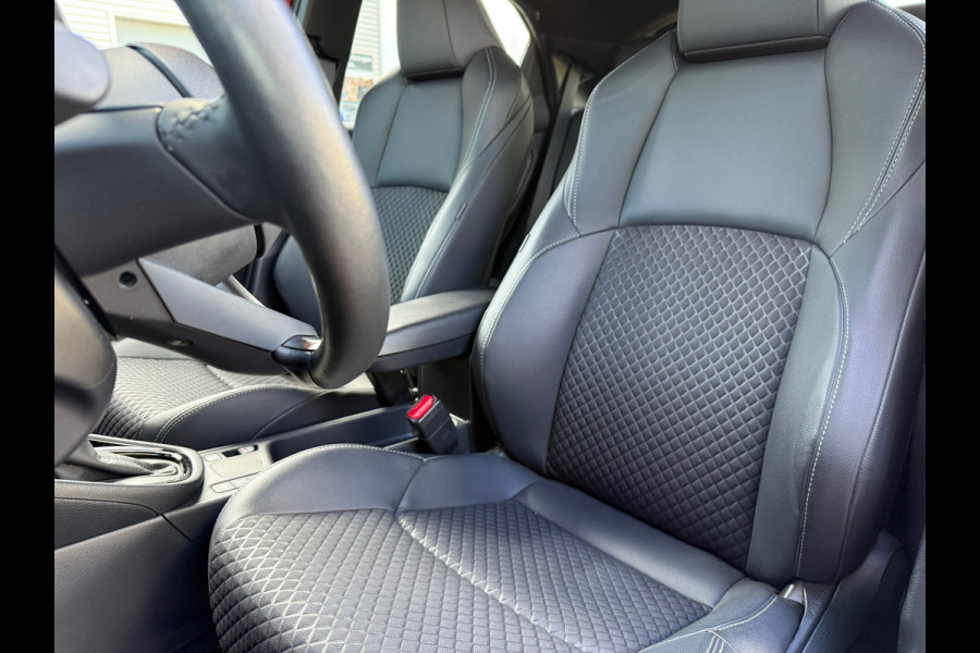 Toyota Yaris 1.5 Hybrid Executive - Automaat - JBL - Climate - Navi - Winterpakket Toyota Yaris 1.5 Hybrid Executive - Automaat - JBL - Climate - Navi - Winterpakket