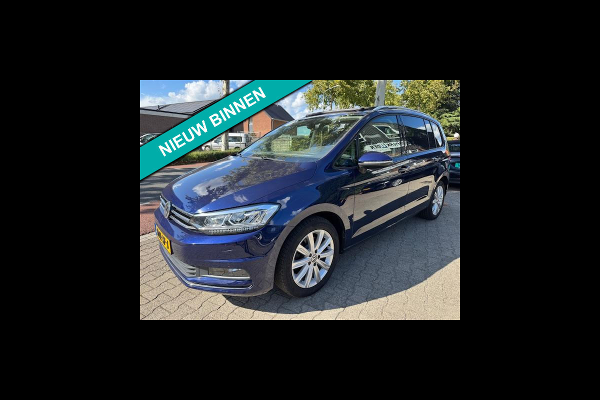 Volkswagen Touran 1.5 TSI Automaat Comfortline Business 7p LEd,Panorama,Nav/Camera
