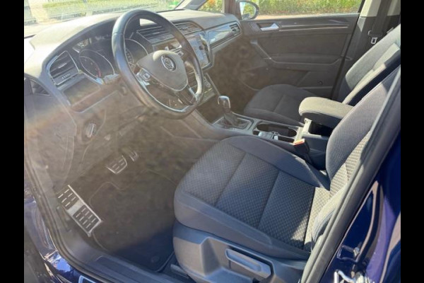Volkswagen Touran 1.5 TSI Automaat Comfortline Business 7p LEd,Panorama,Nav/Camera