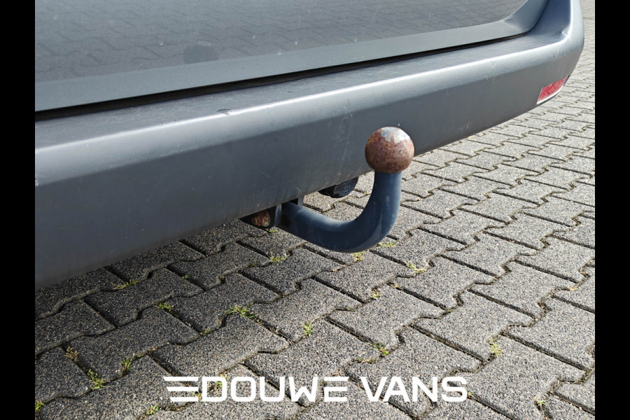 Mercedes-Benz Vito L2 DC Automaat 114 3050GVW Airco Trekhaak 5 Zitplaatsen Dubbel Cabine