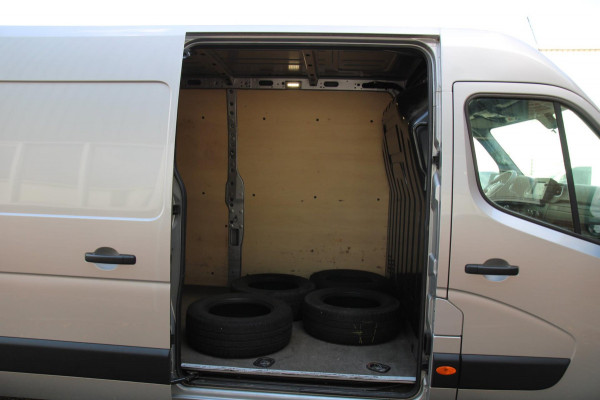 Renault Master T35 2.3 dCi 180PK L3H2 Energy / Camera / App connect / Trekhaak