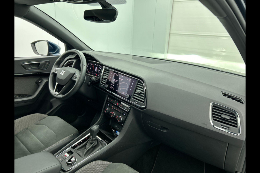 Seat Ateca 1.5 TSI DSG Aut. Xcellence Business Intense Panoramadak Navi App Connect Full LED Adaptive Cruise Control PDC VA 360 Camera 18" LM Velgen Alcantara Keyless Go
