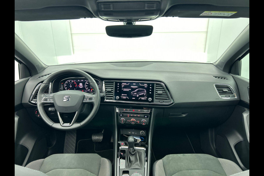 Seat Ateca 1.5 TSI DSG Aut. Xcellence Business Intense Panoramadak Navi App Connect Full LED Adaptive Cruise Control PDC VA 360 Camera 18" LM Velgen Alcantara Keyless Go