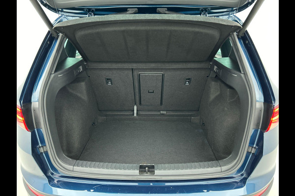 Seat Ateca 1.5 TSI DSG Aut. Xcellence Business Intense Panoramadak Navi App Connect Full LED Adaptive Cruise Control PDC VA 360 Camera 18" LM Velgen Alcantara Keyless Go