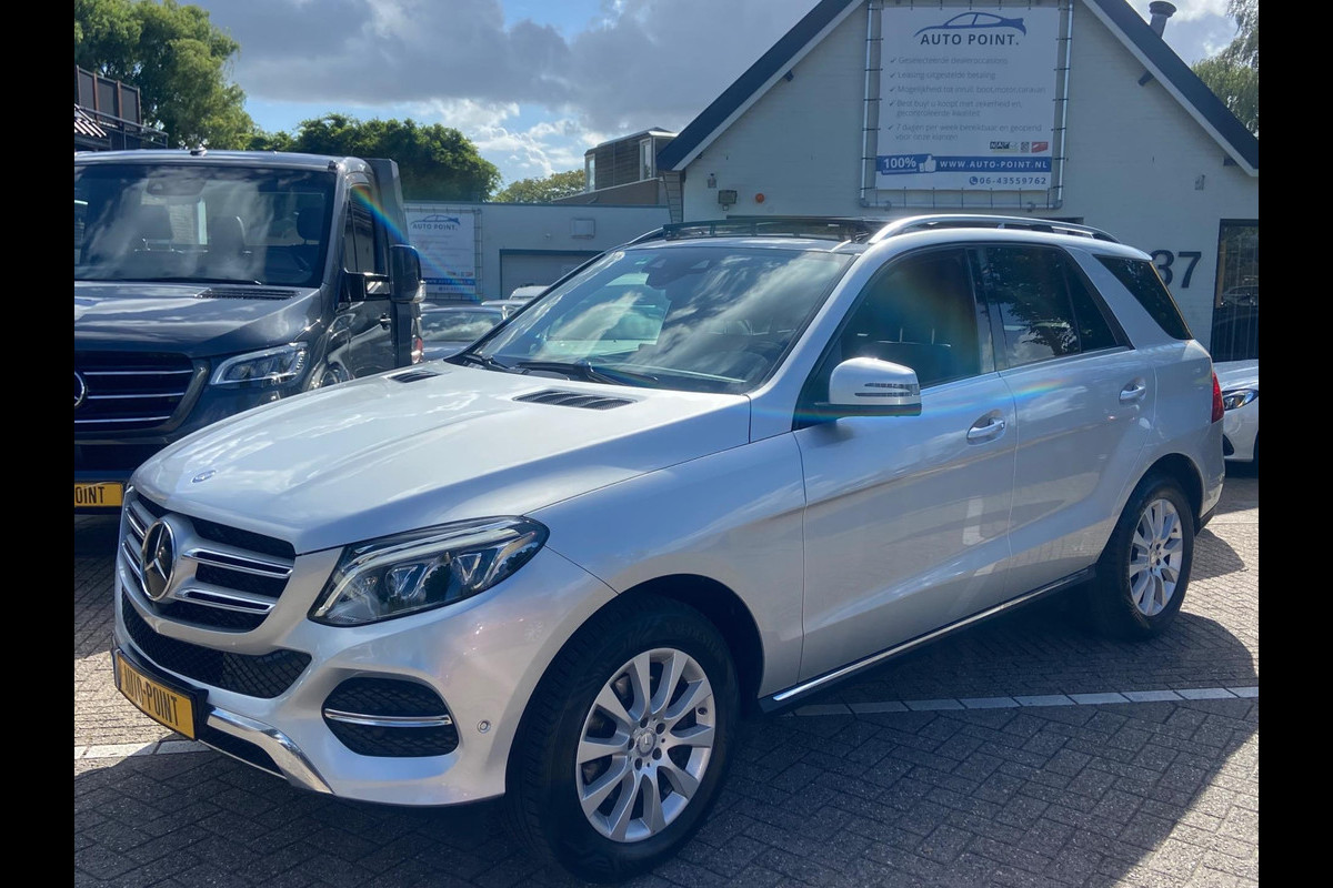 Mercedes-Benz GLE 350D PANO/KEYLESS/LANE ASSIST/NAV/131900KM