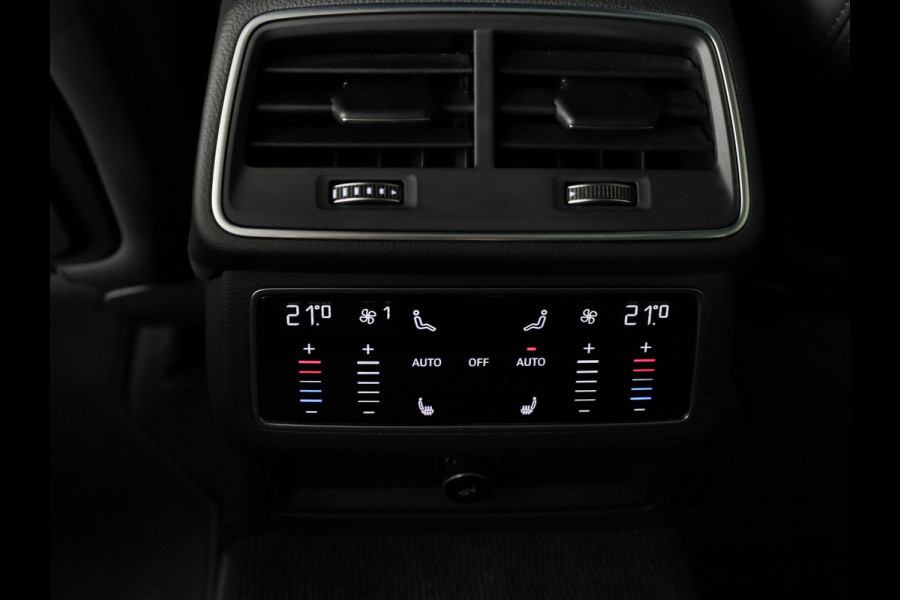 Audi RS6 Avant TFSI quattro 600pk | Panoramadak | Keremisch | Bang & Olufsen Advanced Soundsystem | Head Up Display | Matrix laser Led | Vierwielbesturing
