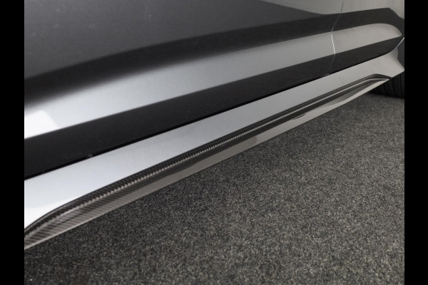 Audi RS6 Avant TFSI quattro 600pk | Panoramadak | Keremisch | Bang & Olufsen Advanced Soundsystem | Head Up Display | Matrix laser Led | Vierwielbesturing