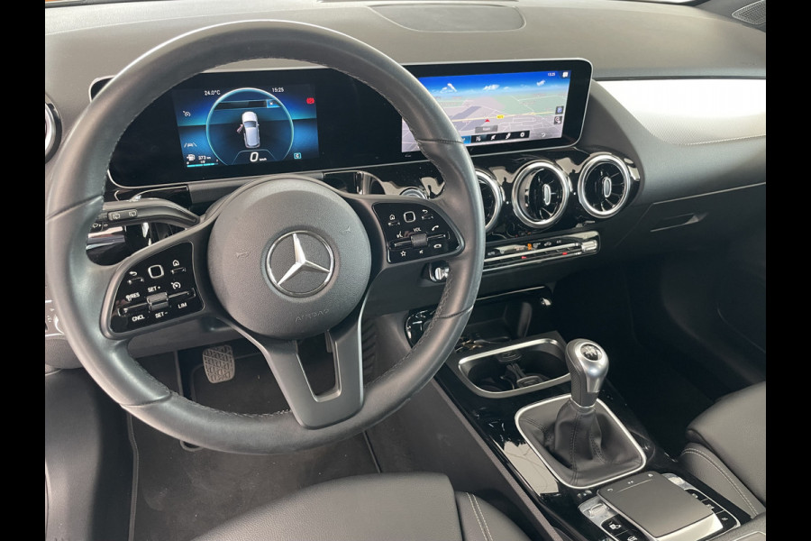 Mercedes-Benz B-Klasse 160 Advantage Achteruitrijcamera - Airco - Cruise control - Navigatie full map - Parkeersensoren voor en achter - Start/ stop systeem