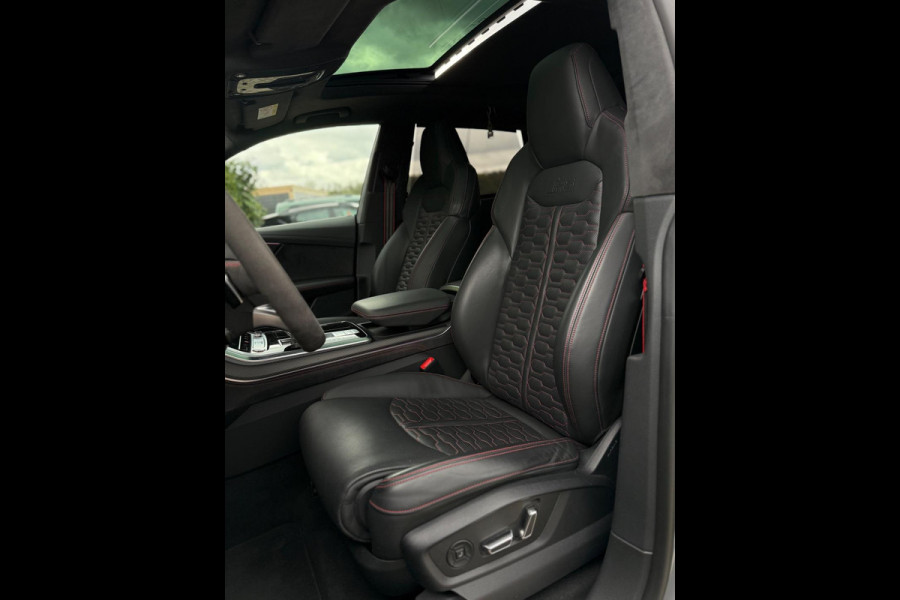 Audi RSQ8 4.0 TFSI Urban Package B&O Vossen HF2