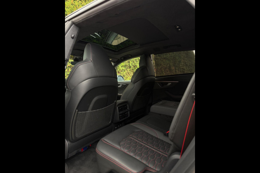 Audi RSQ8 4.0 TFSI Urban Package B&O Vossen HF2