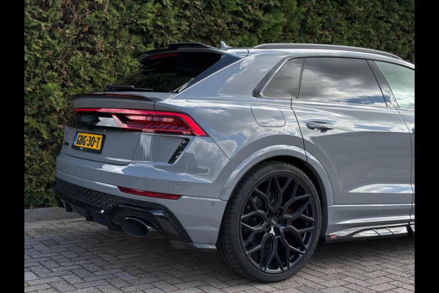 Audi RSQ8 4.0 TFSI Urban Package B&O Vossen HF2