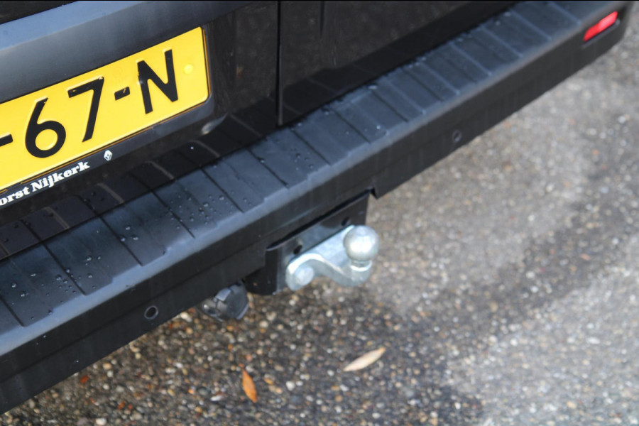 Renault Trafic 1.6 dCi T29 L2H1 Work Edition / Trekhaak / App connect / Navi / 3 zits