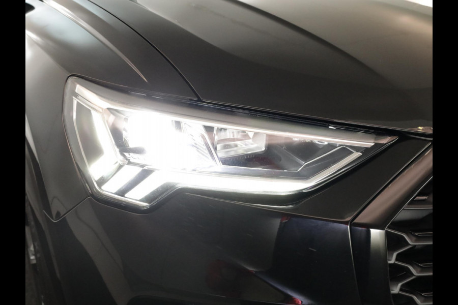 Audi Q3 Sportback 45 TFSI e S Edition 245 pk S-tronic | Navigatie | Panoramadak | Parkeersensoren | Achteruitrijcamera | Adaptieve cruise control | Lichtmetalen velgen 20" | S-Line |